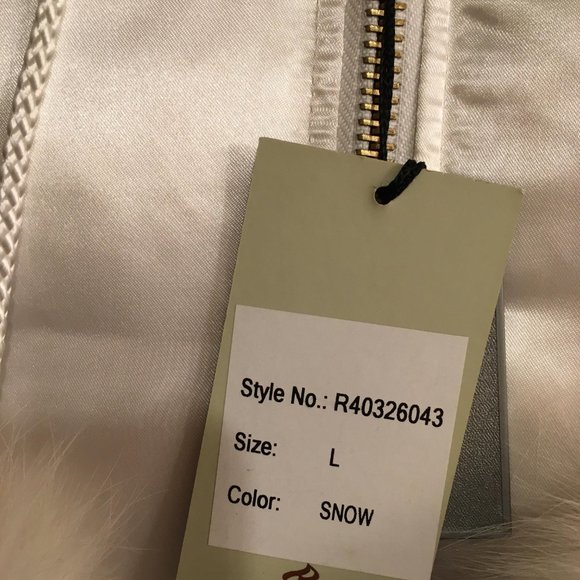 SUPER RARE FIND vintage y2k ROCAWEAR jacket with genuine fox fir trims! - Picture 7 of 16